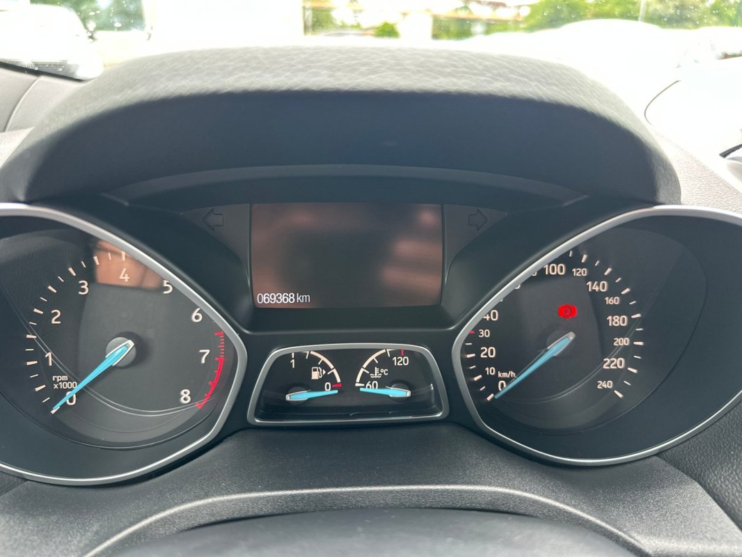 Ford Kuga foto 13
