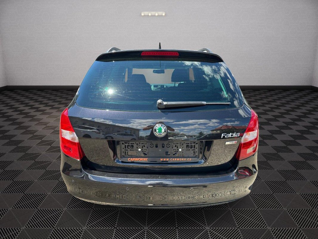 Škoda Fabia foto 26