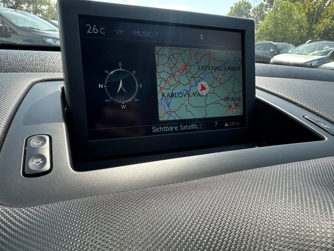 Peugeot 308 foto 13