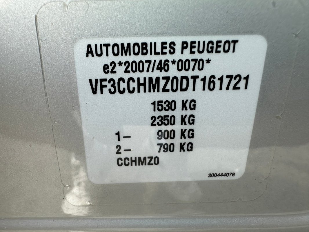 Peugeot 208 foto 7