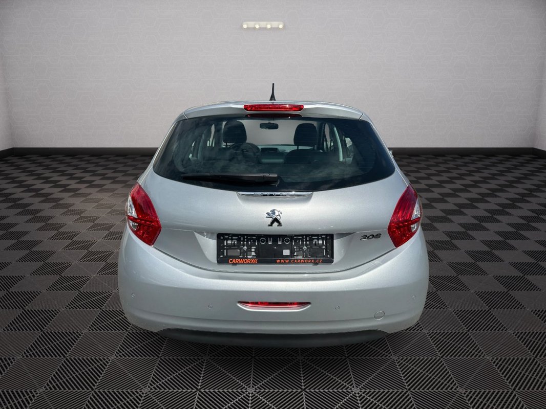 Peugeot 208 foto 18
