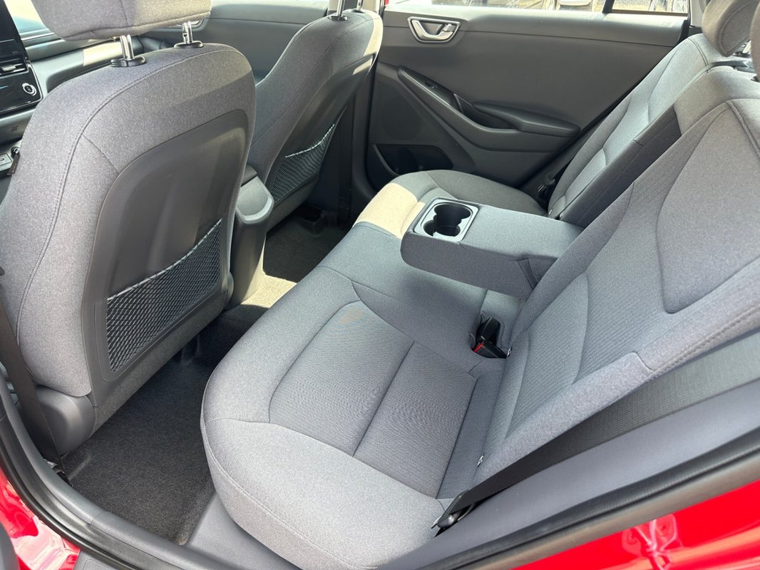 Hyundai Ioniq foto 4