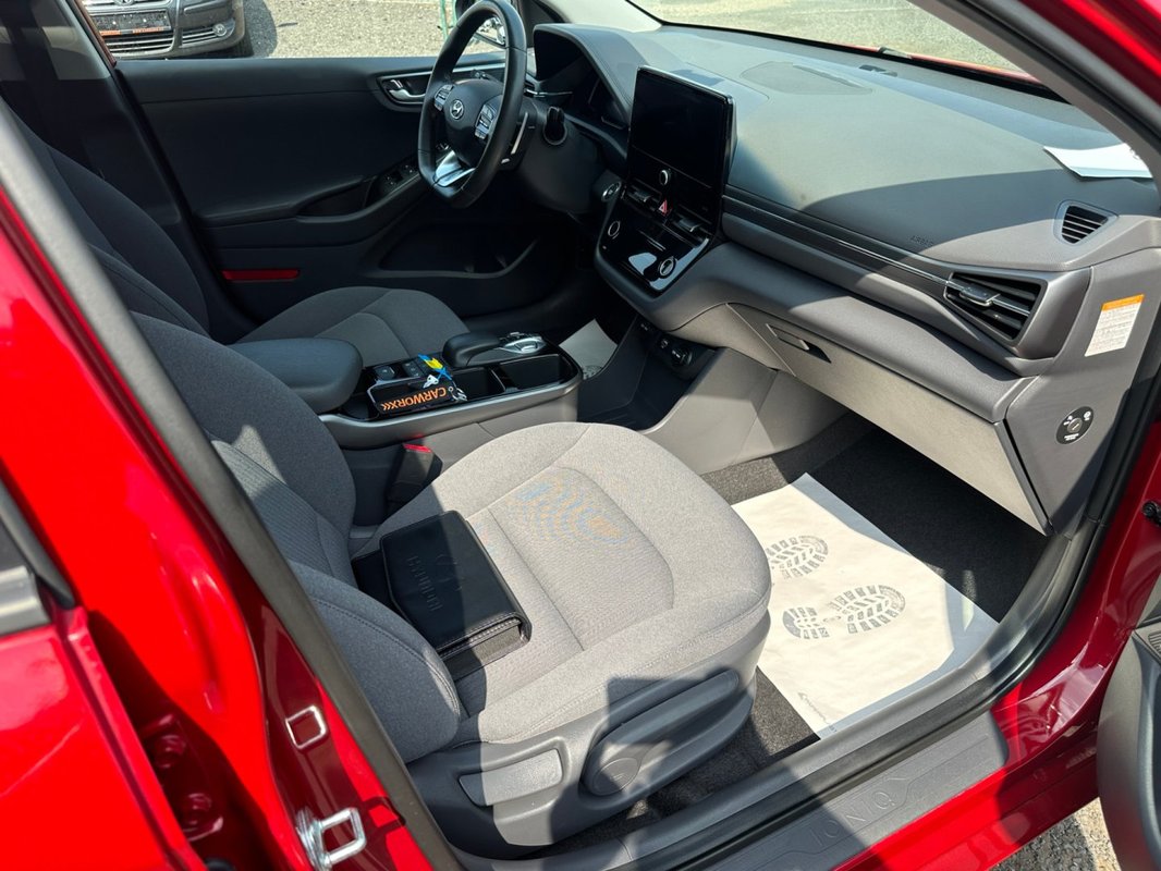 Hyundai Ioniq foto 7