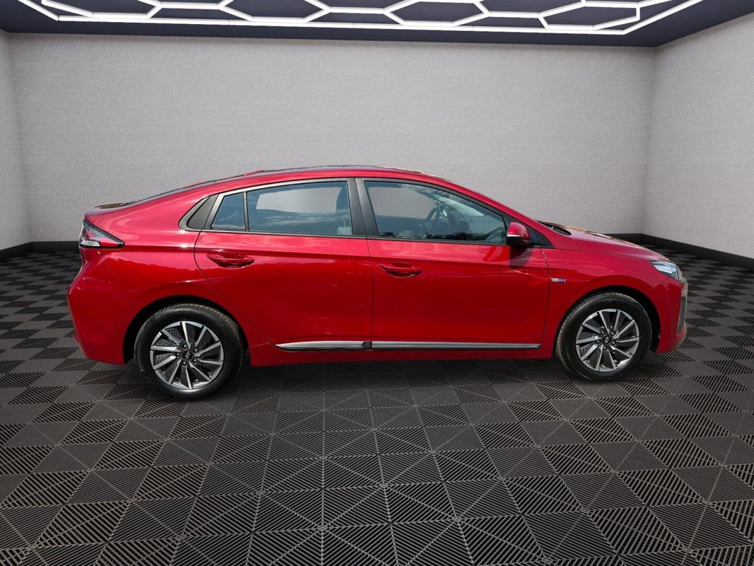 Hyundai Ioniq foto 26