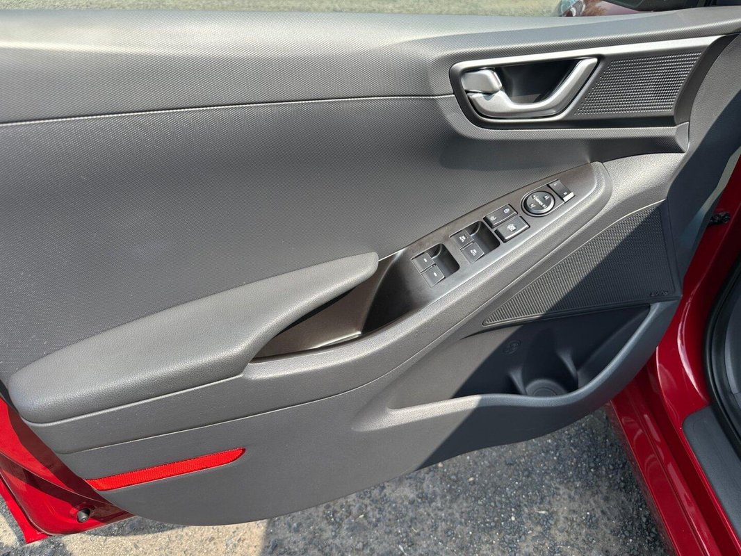 Hyundai Ioniq foto 27
