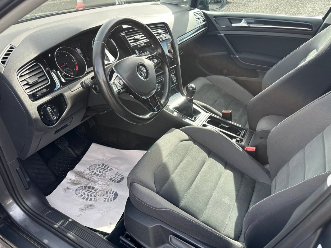 Volkswagen Golf foto 2