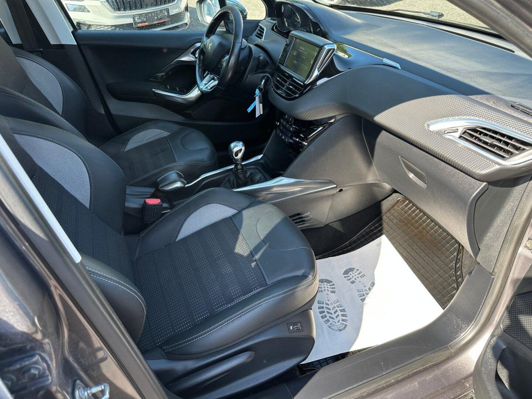 Peugeot 2008 foto 5