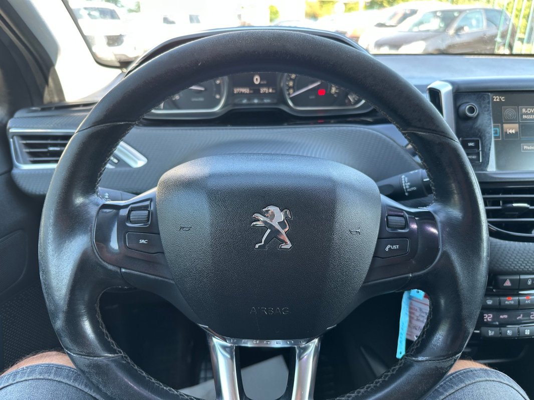 Peugeot 2008 foto 7