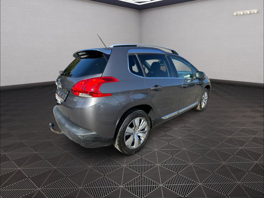 Peugeot 2008 foto 19