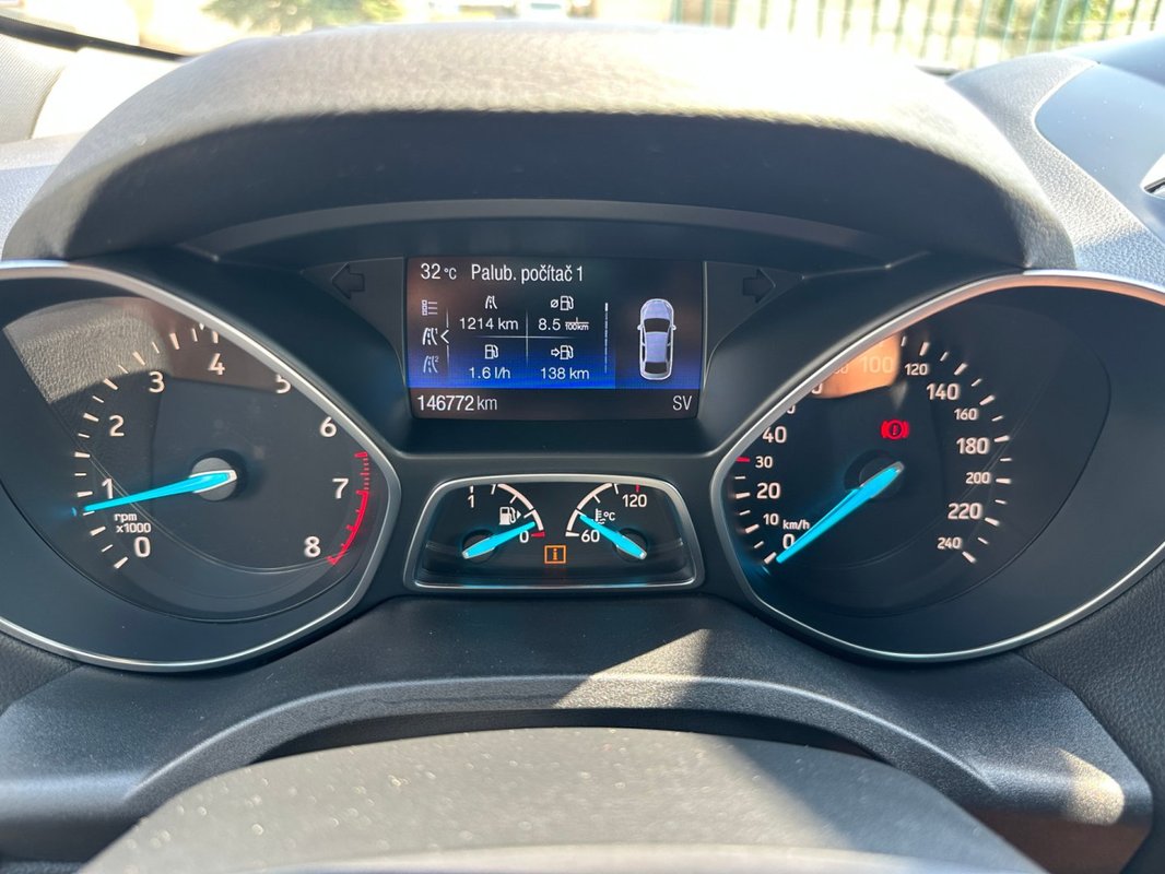 Ford Kuga foto 10