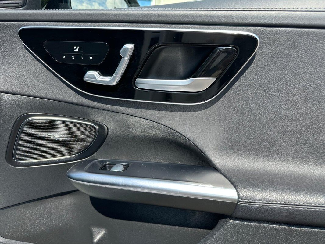 Mercedes-Benz Třídy C foto 9