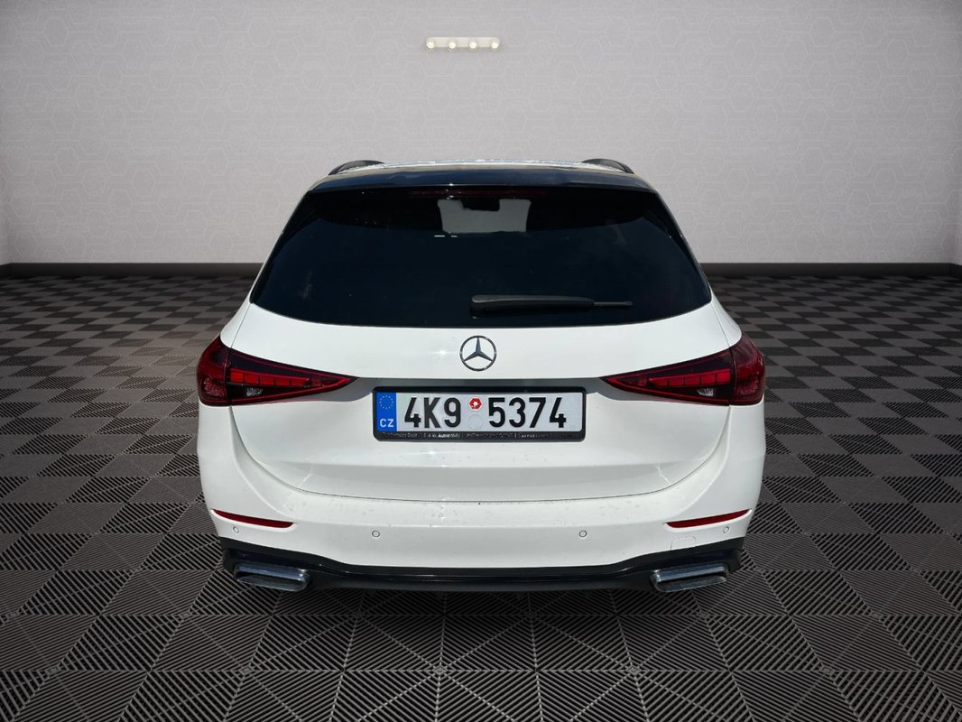Mercedes-Benz Třídy C foto 33