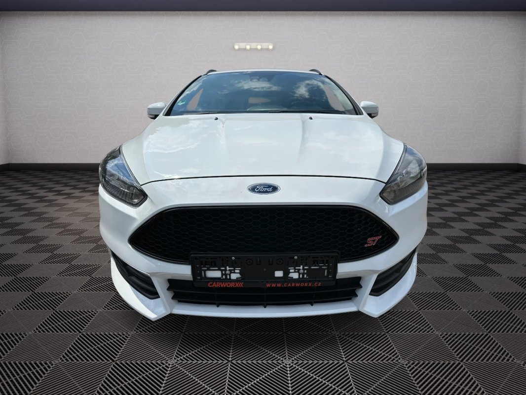 Ford Focus foto 12