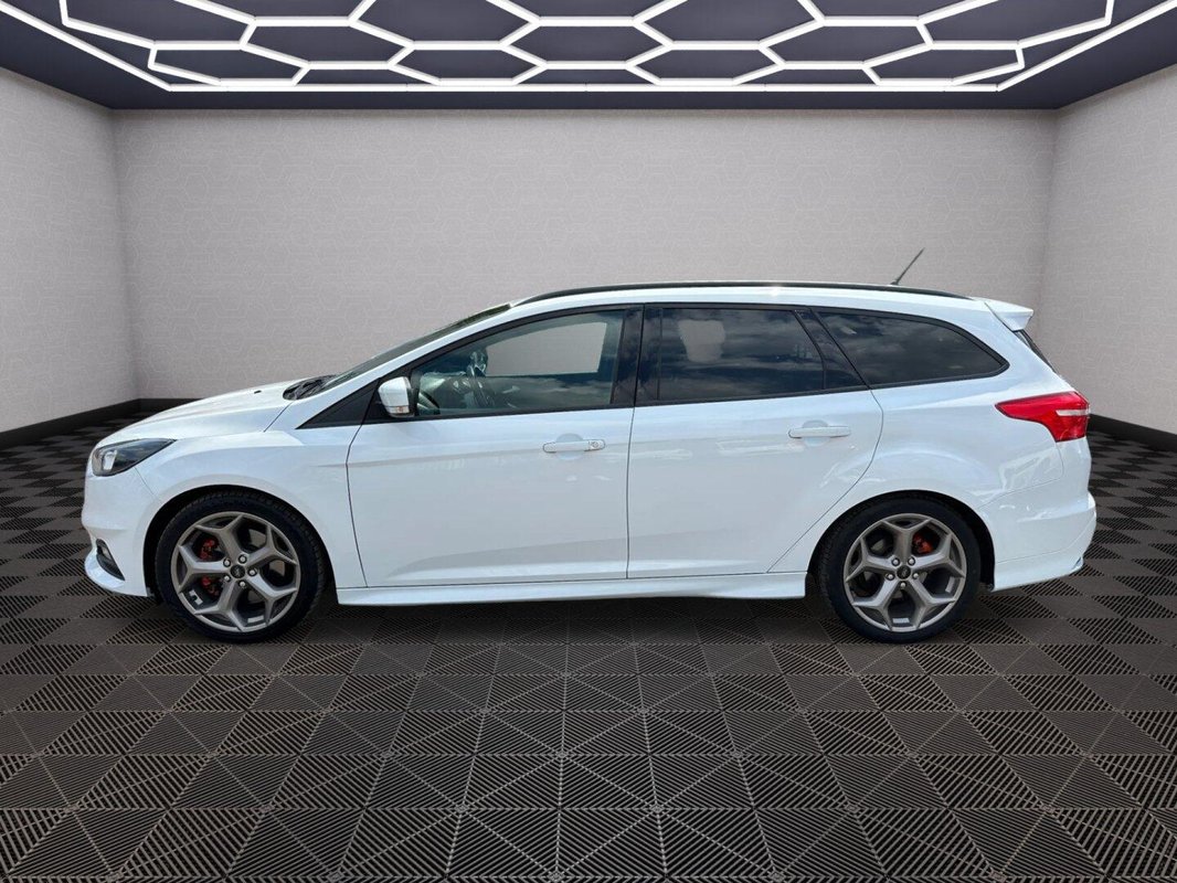 Ford Focus foto 21