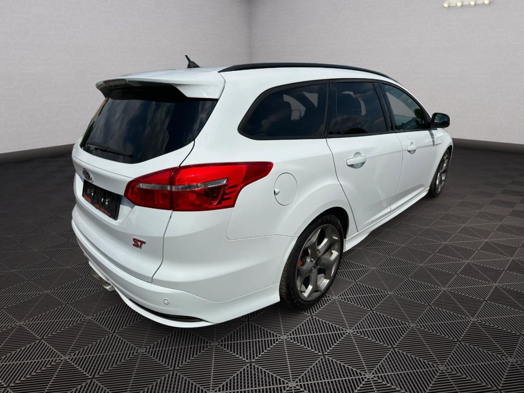 Ford Focus foto 24