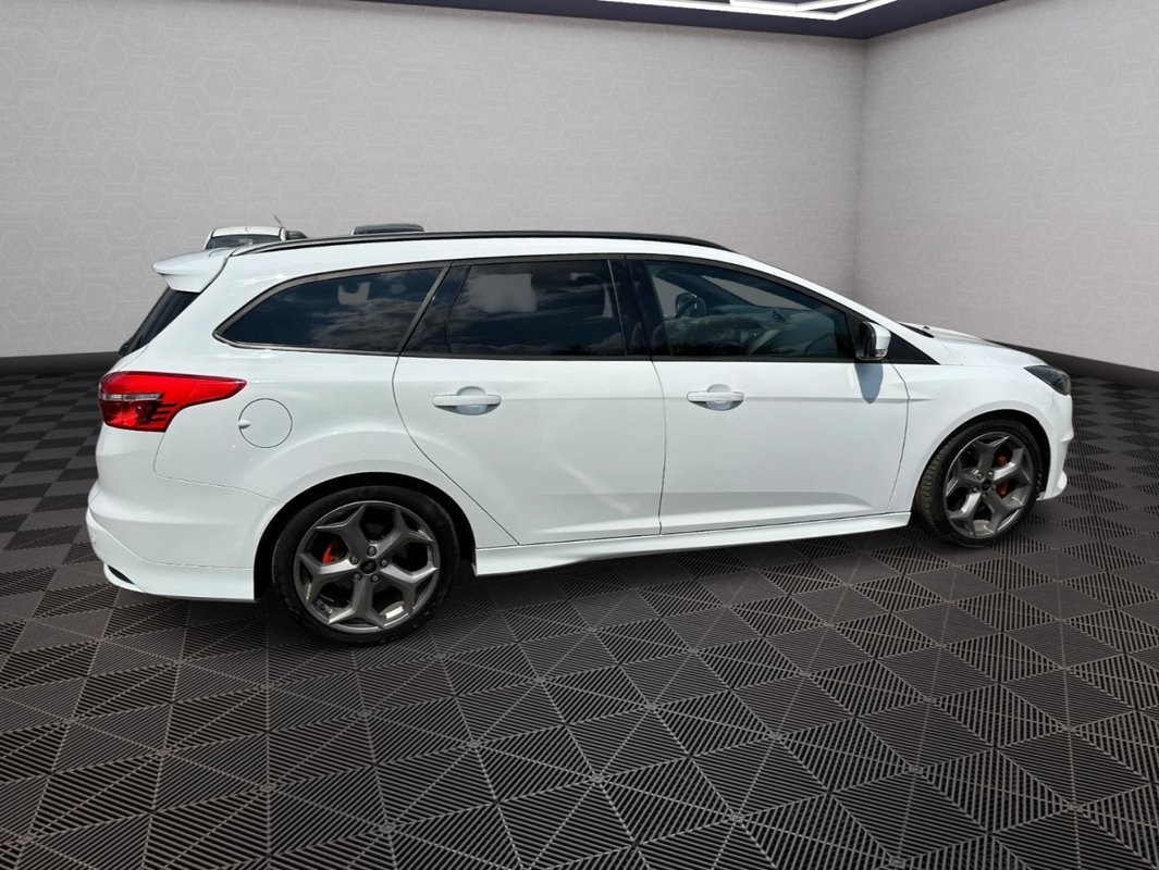 Ford Focus foto 25